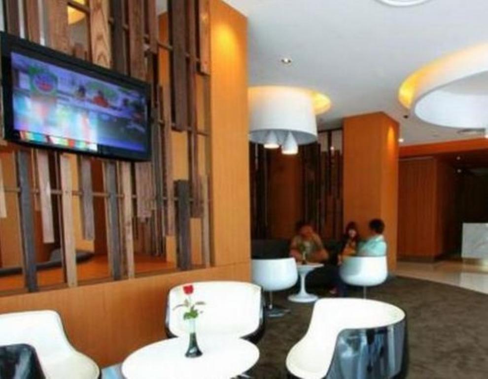 Hotel Papa Bangkok Siriraj Luaran gambar