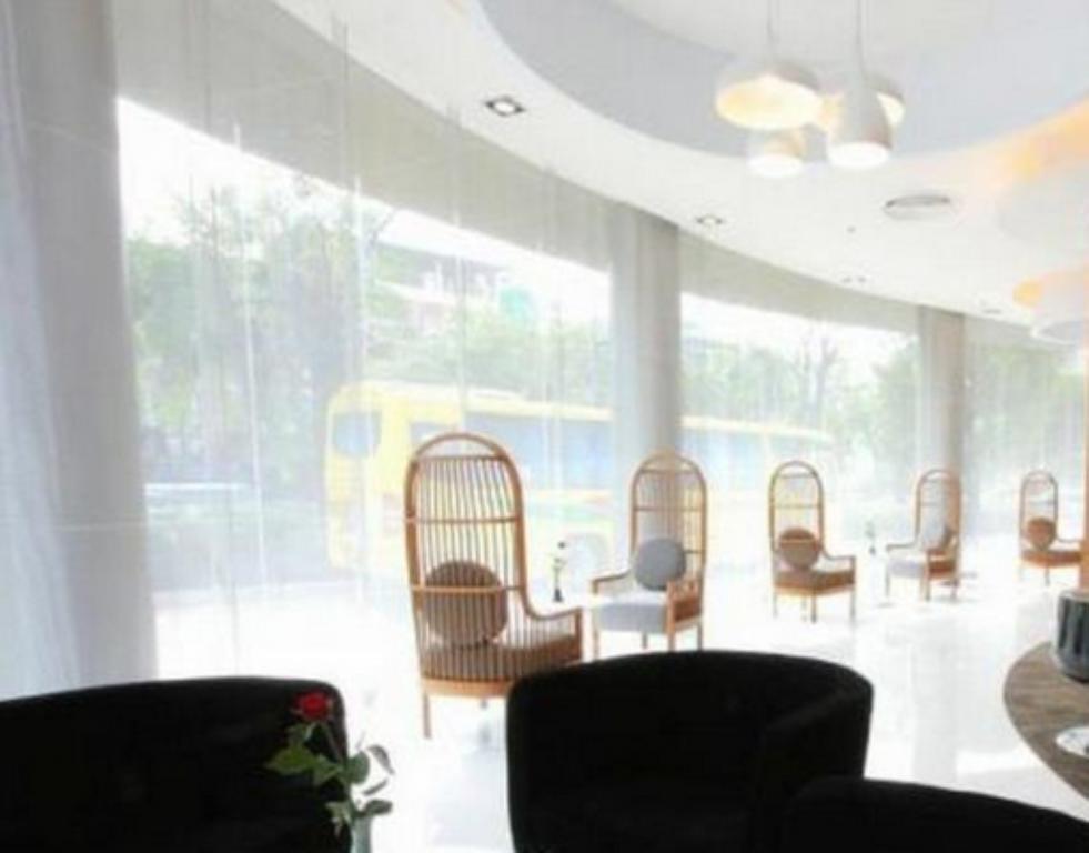 Hotel Papa Bangkok Siriraj Luaran gambar