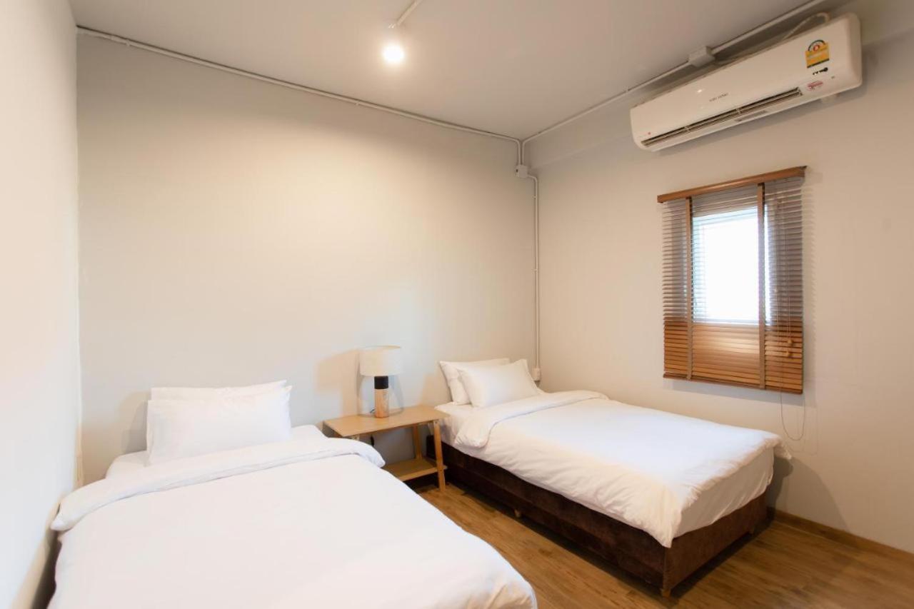 Hotel Papa Bangkok Siriraj Luaran gambar