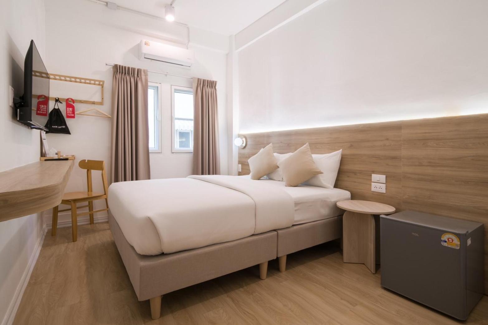 Hotel Papa Bangkok Siriraj Luaran gambar