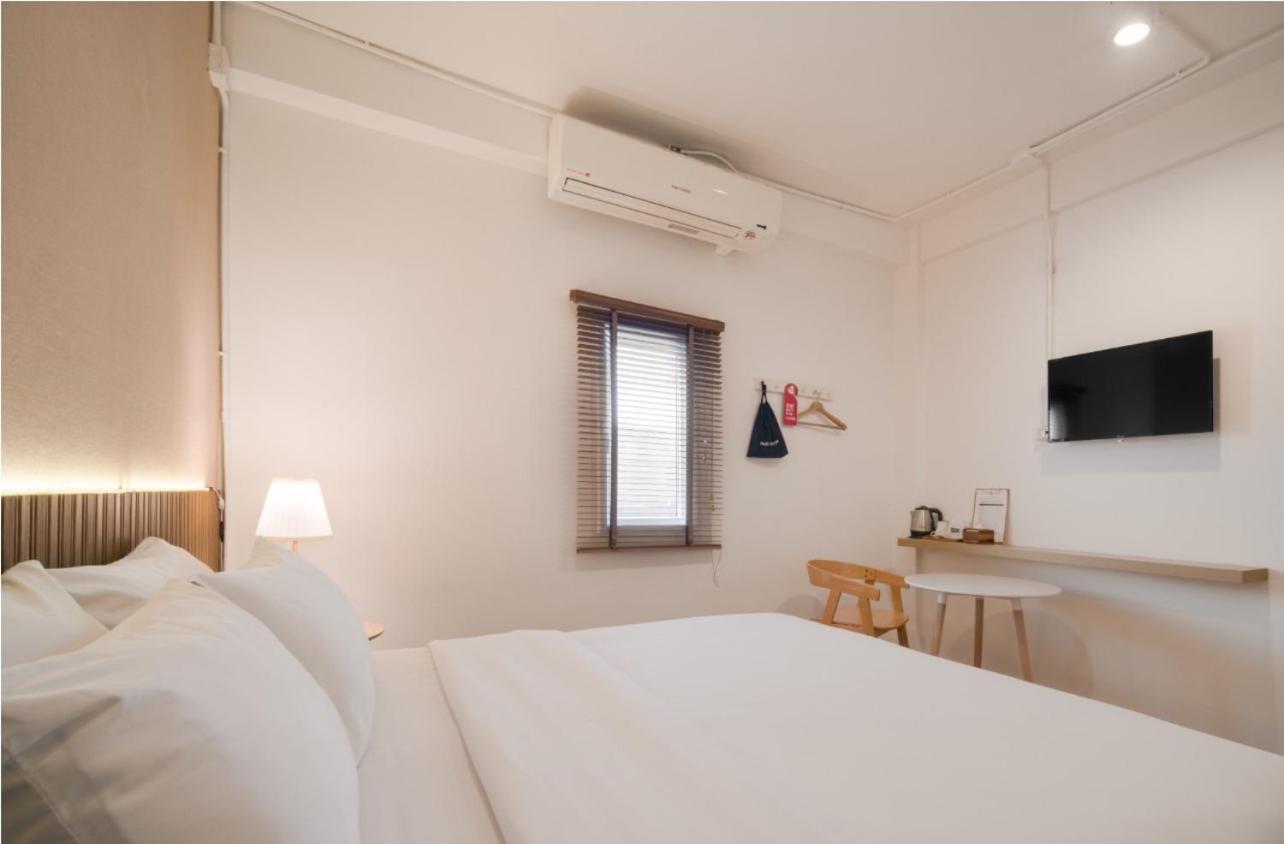 Hotel Papa Bangkok Siriraj Luaran gambar