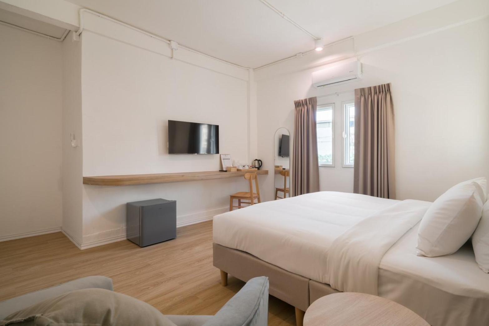 Hotel Papa Bangkok Siriraj Luaran gambar